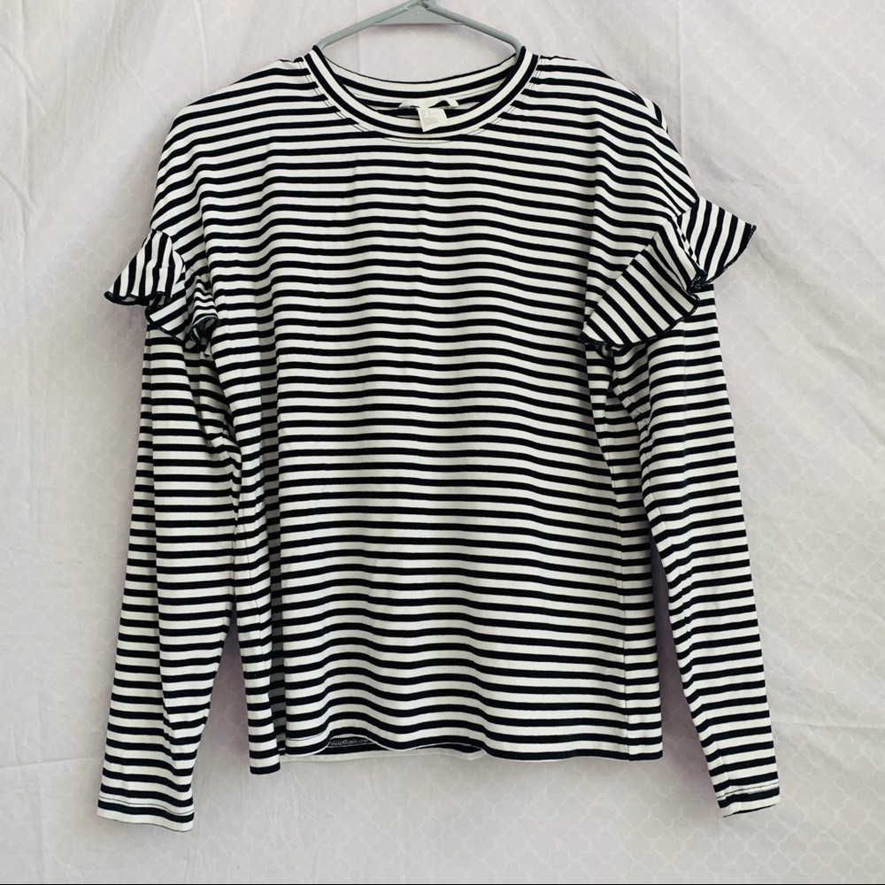🖤 H&M Striped Ruffle Long Sleeve Top